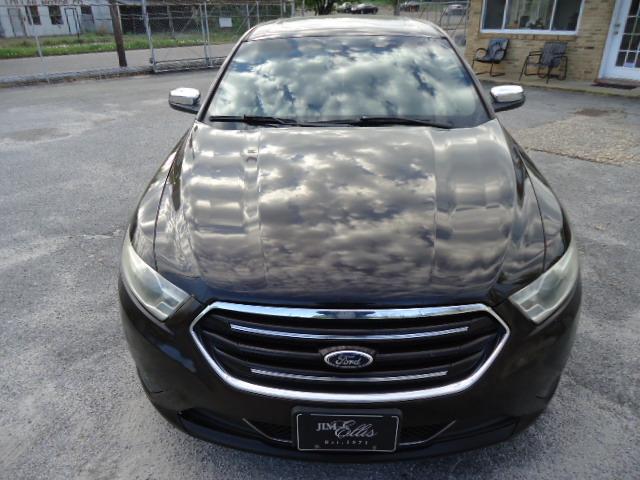 Ford Taurus Limited AWD 2013