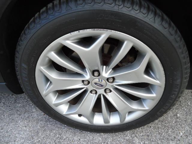 Ford Taurus Limited AWD 2013