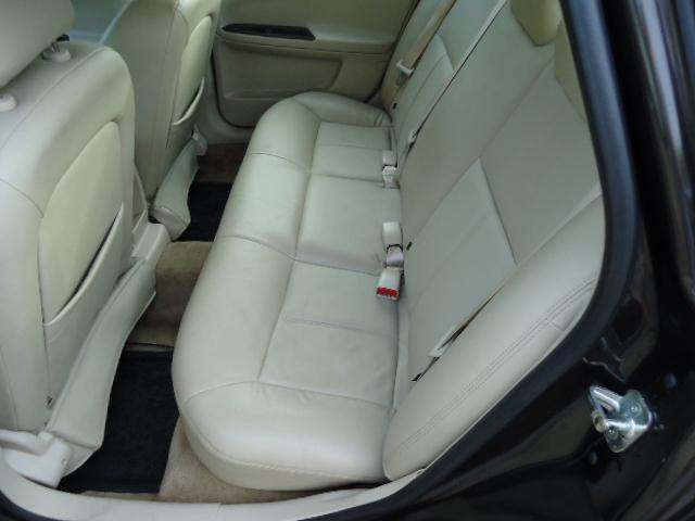 2009 Chevrolet Impala LT - Photo 5
