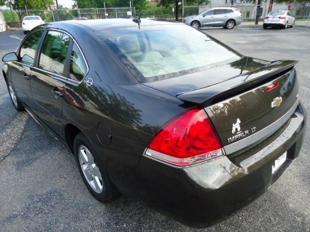 2009 Chevrolet Impala LT - Photo 14
