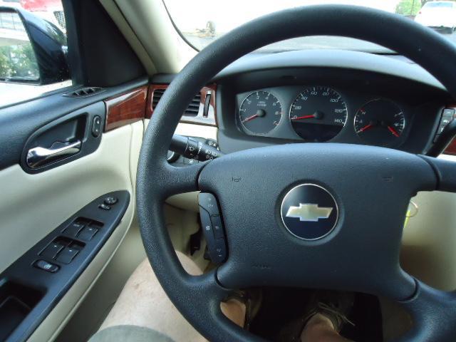 2009 Chevrolet Impala LT - Photo 17