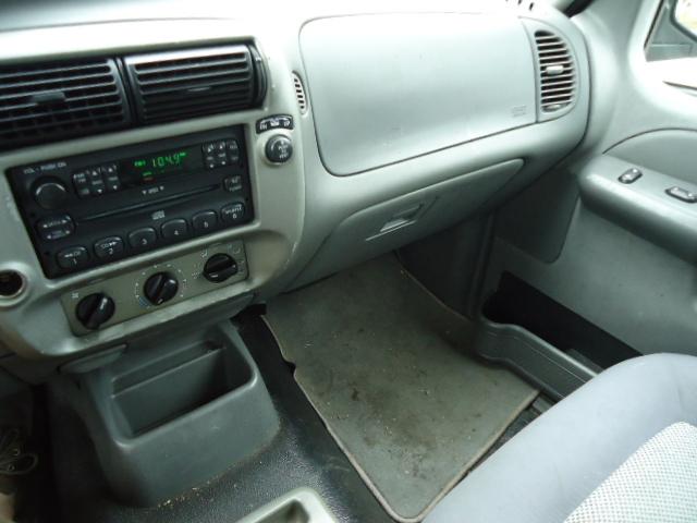 2004 Ford Explorer Sport Trac Adrenalin - Photo 18
