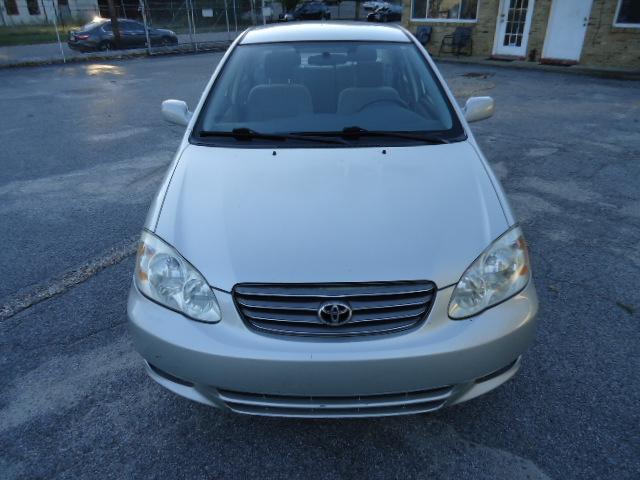 Toyota Corolla LE 4D Sedan at 2003