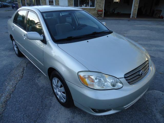 Toyota Corolla LE 4D Sedan at 2003