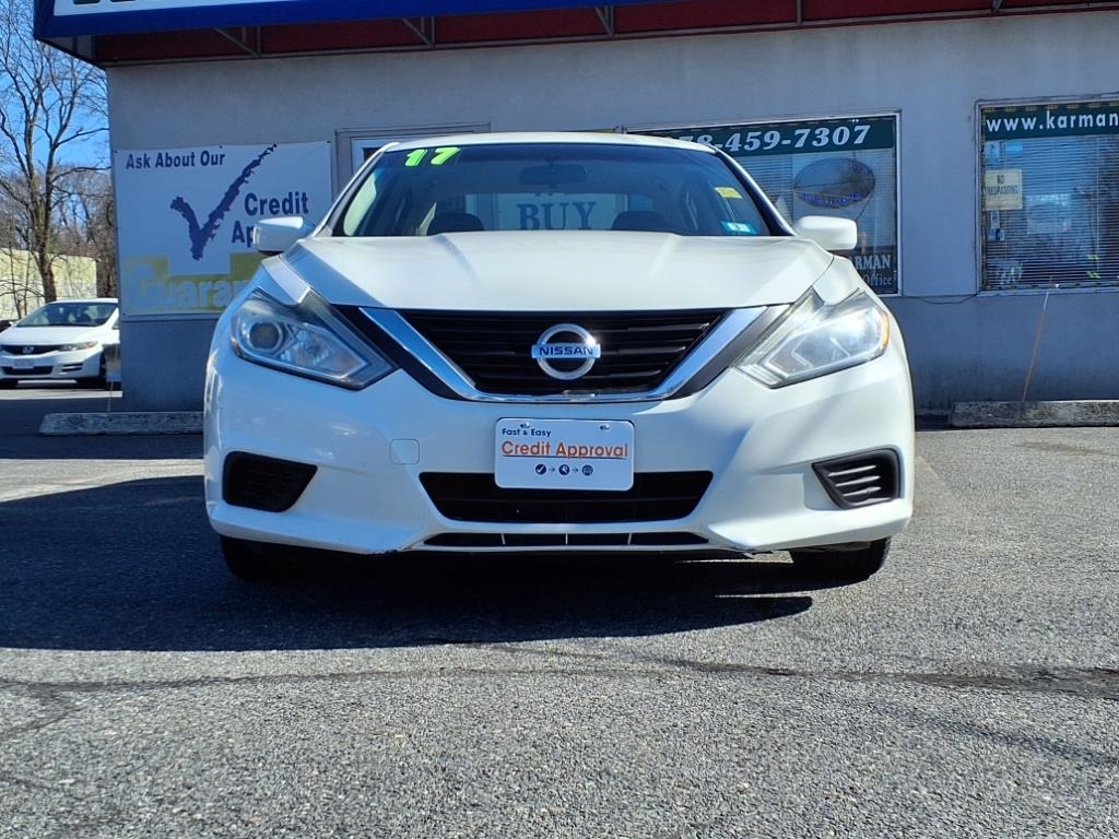 Nissan Altima  2017