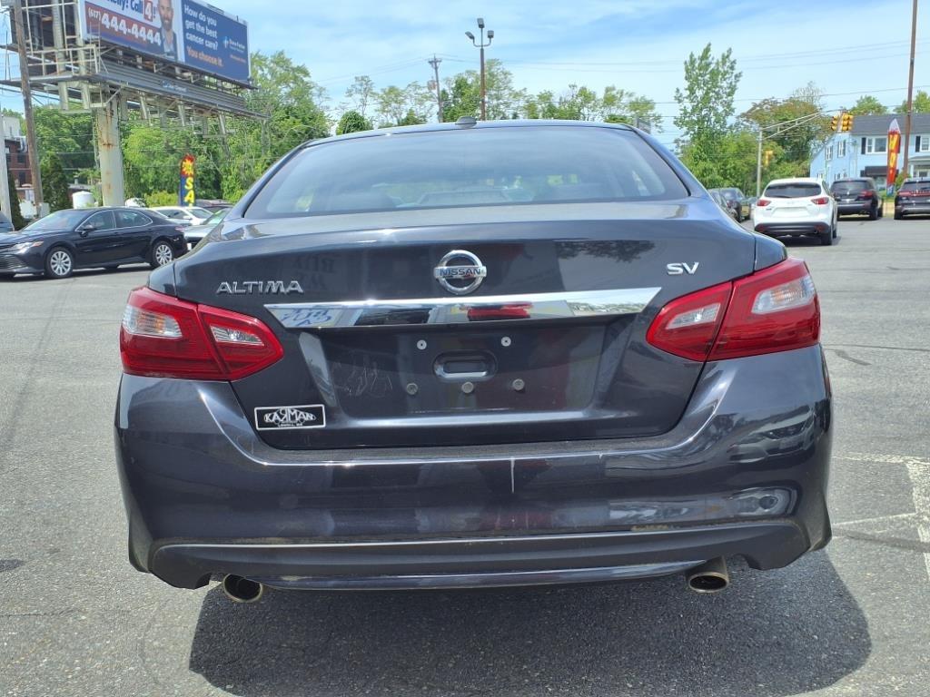 Nissan Altima 2.5 SV Sedan 2018