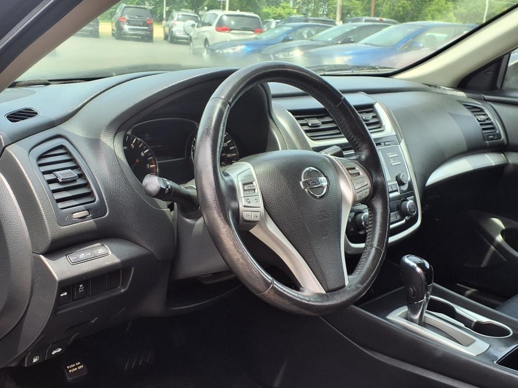 Nissan Altima 2.5 SV Sedan 2018