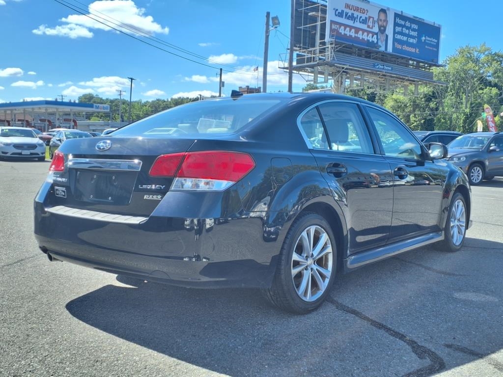 Subaru Legacy  2013