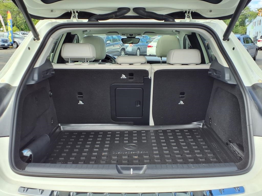 Mercedes-Benz GLA-Class  2015