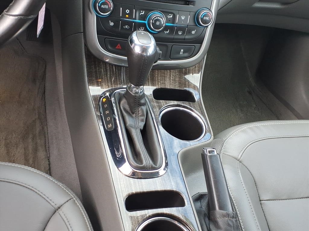 Chevrolet Malibu  2015