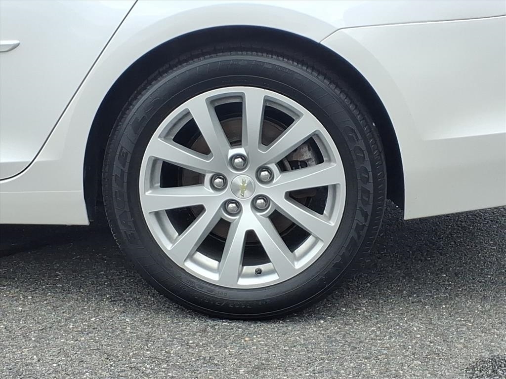 Chevrolet Malibu  2015