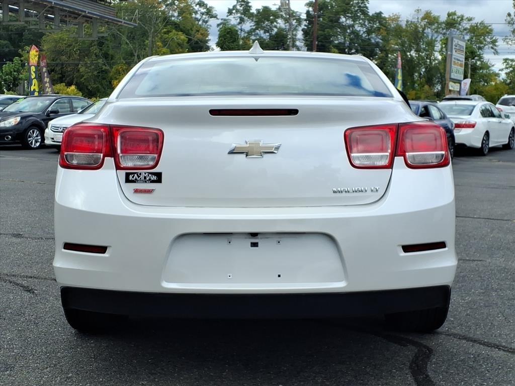 Chevrolet Malibu  2015