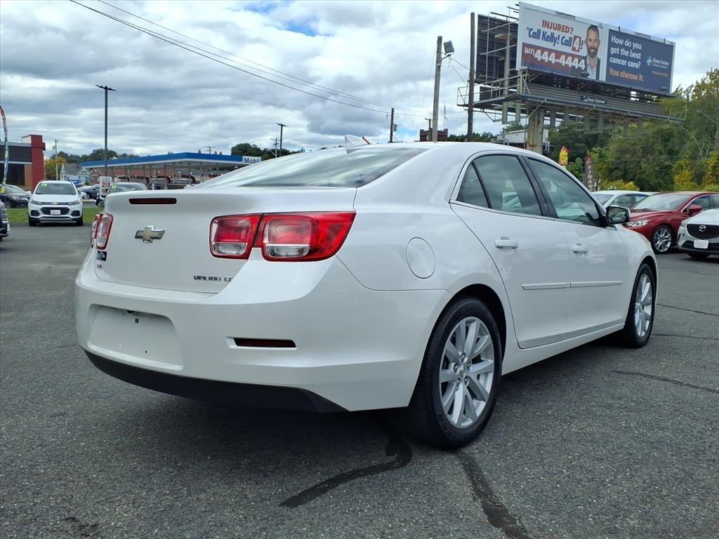 Chevrolet Malibu  2015