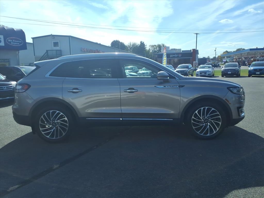 Lincoln Nautilus  2019