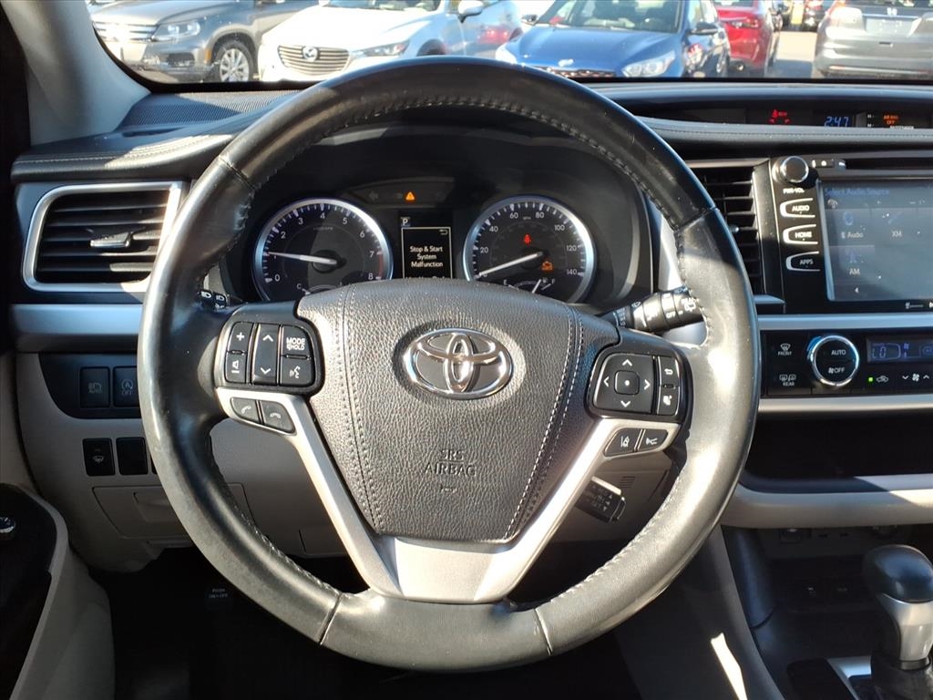 Toyota Highlander  2019
