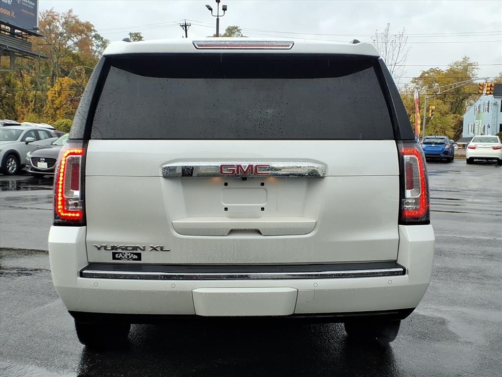 GMC Yukon XL  2016