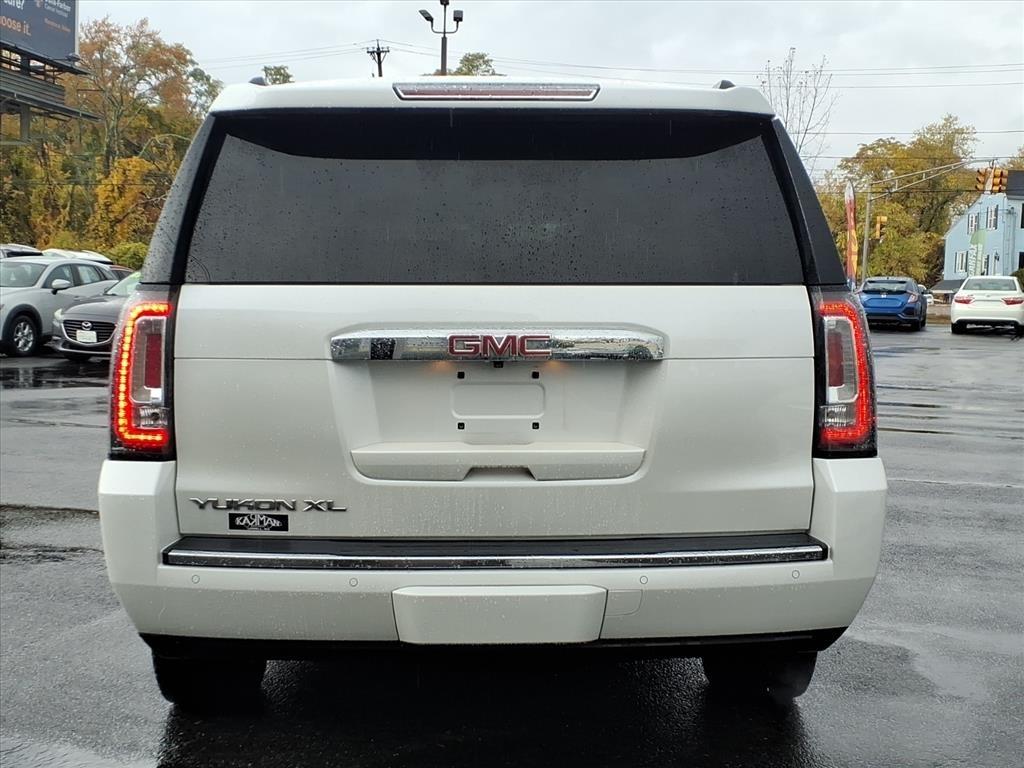 GMC Yukon XL  2016