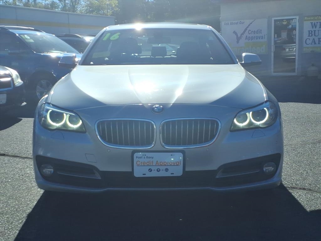BMW 5-Series  2016
