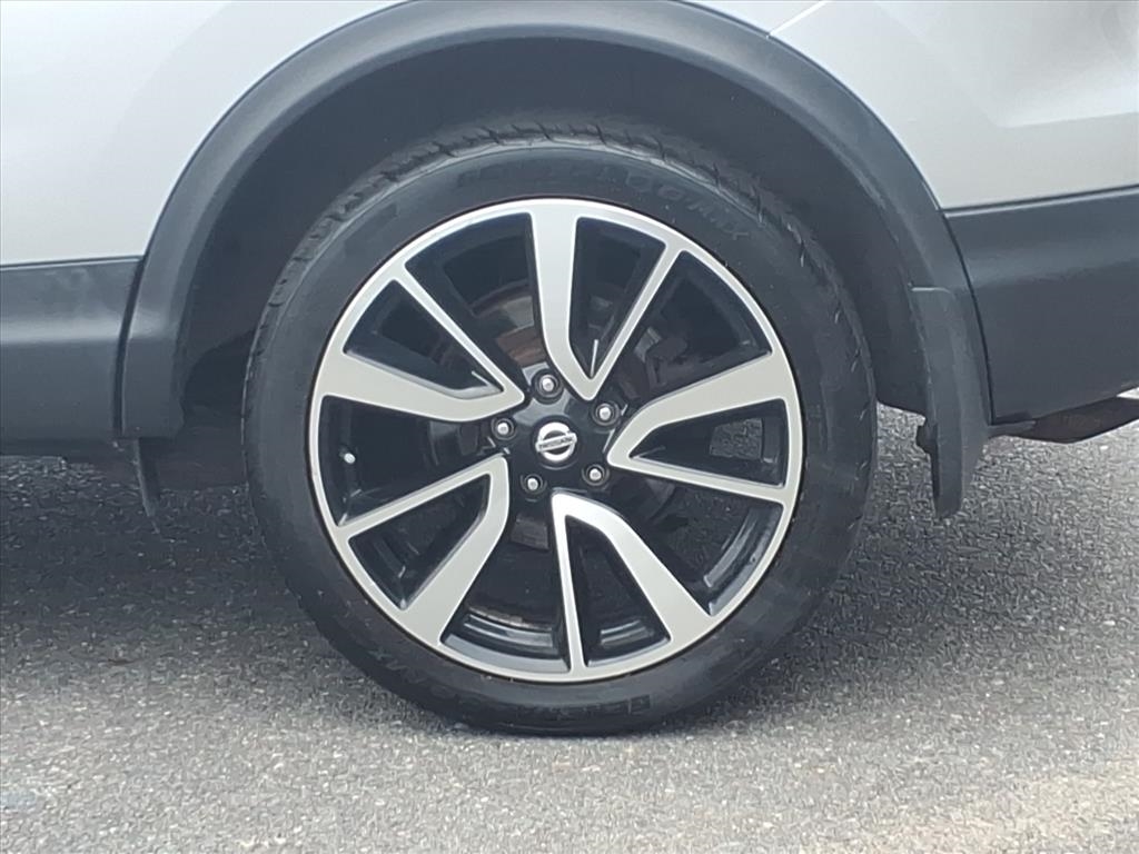 Nissan Rogue Sport  2018