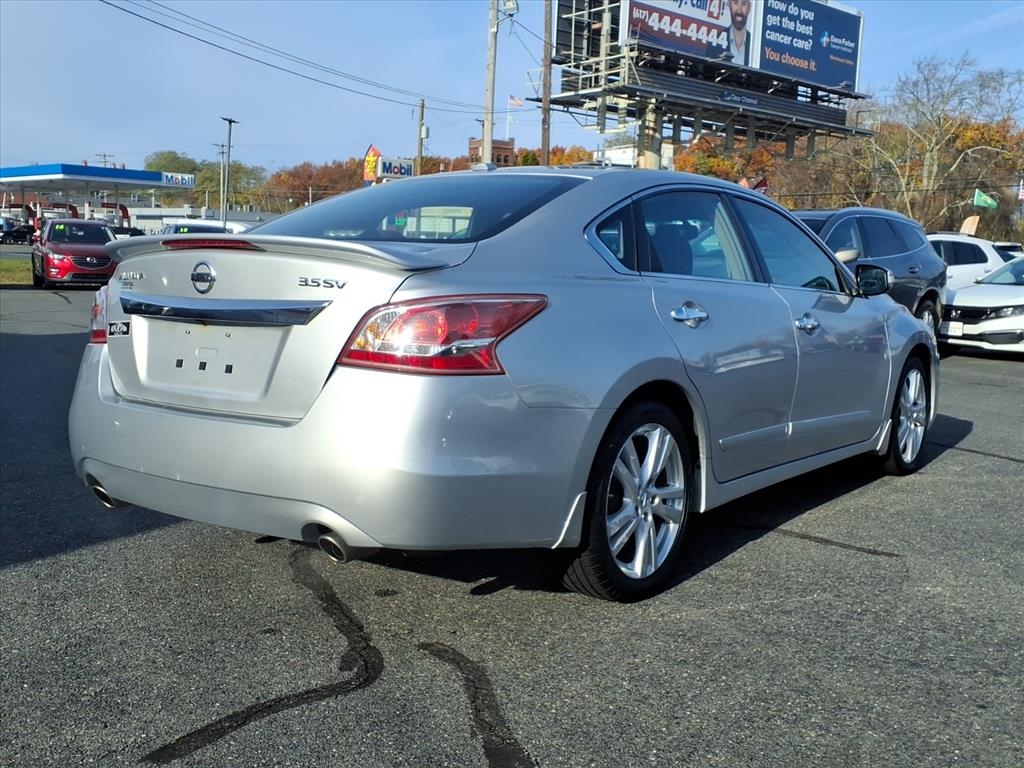 Nissan Altima  2013