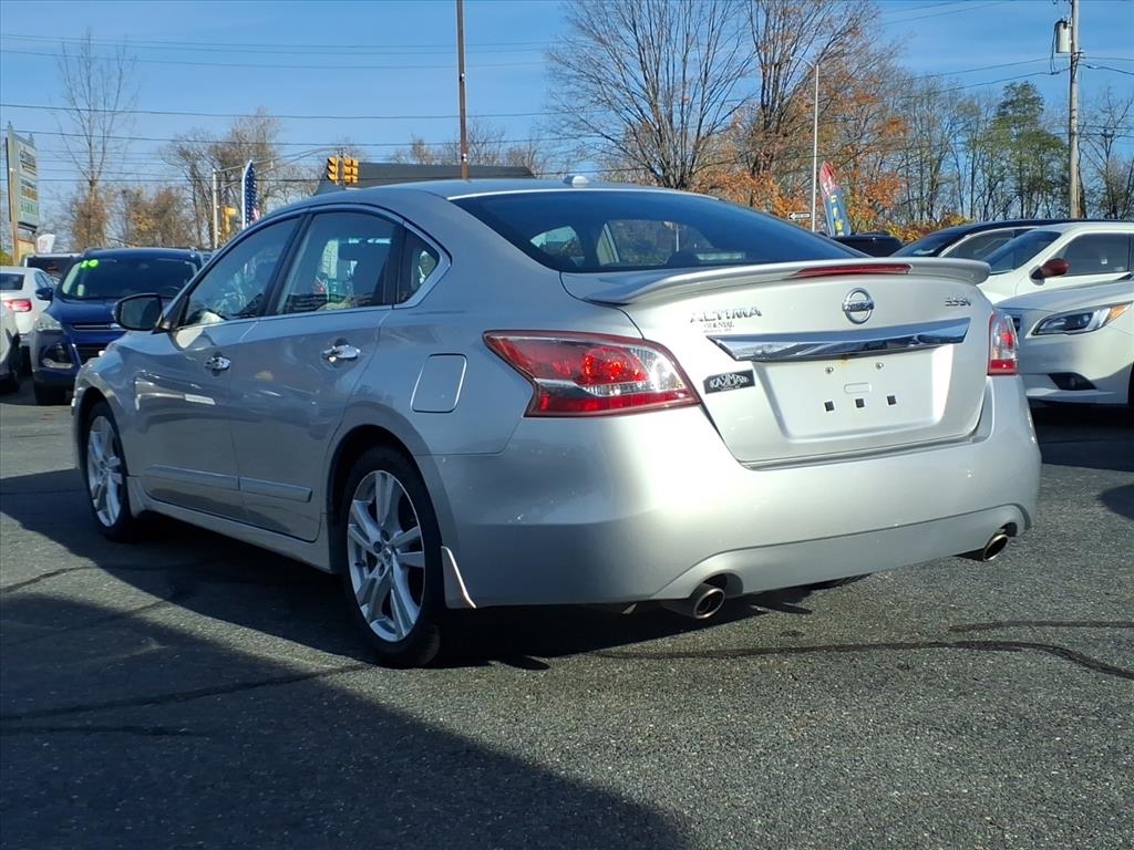 Nissan Altima  2013