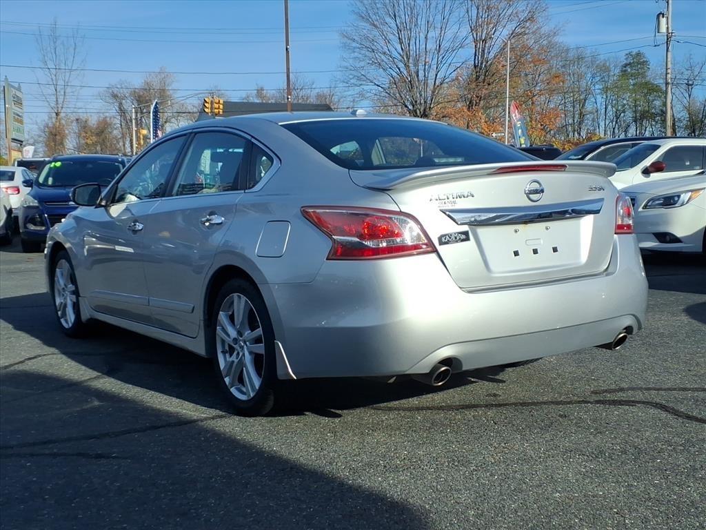 Nissan Altima  2013