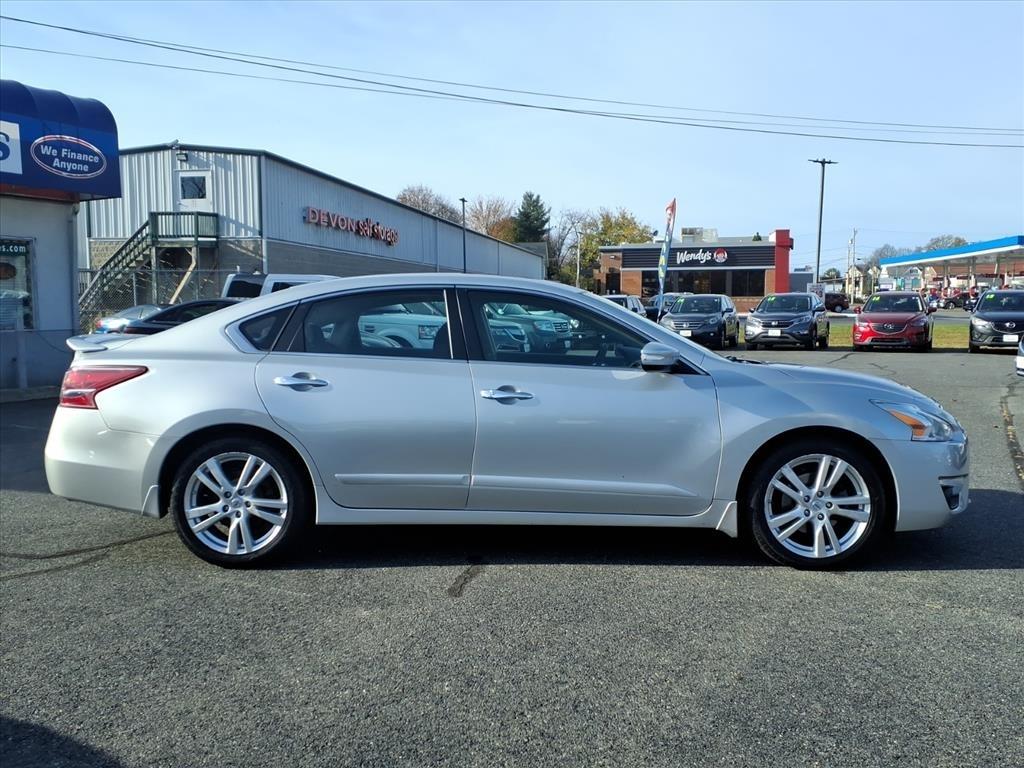 Nissan Altima  2013