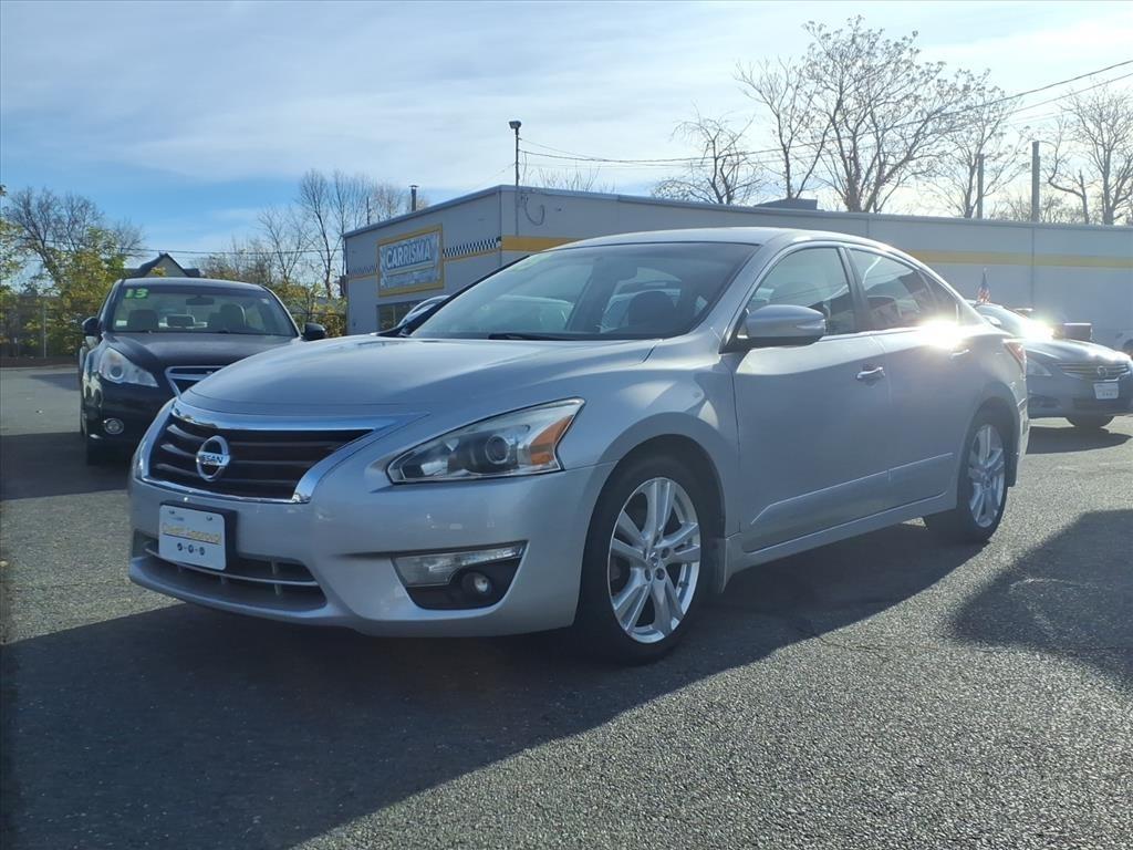 Nissan Altima  2013