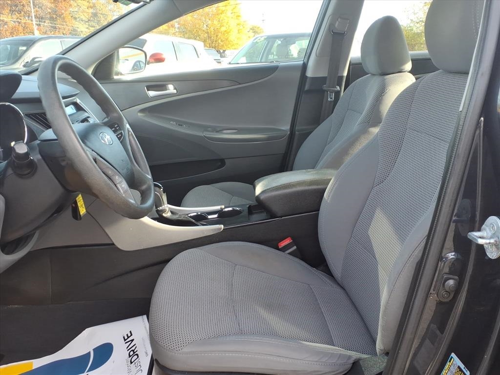 Hyundai Sonata  2013