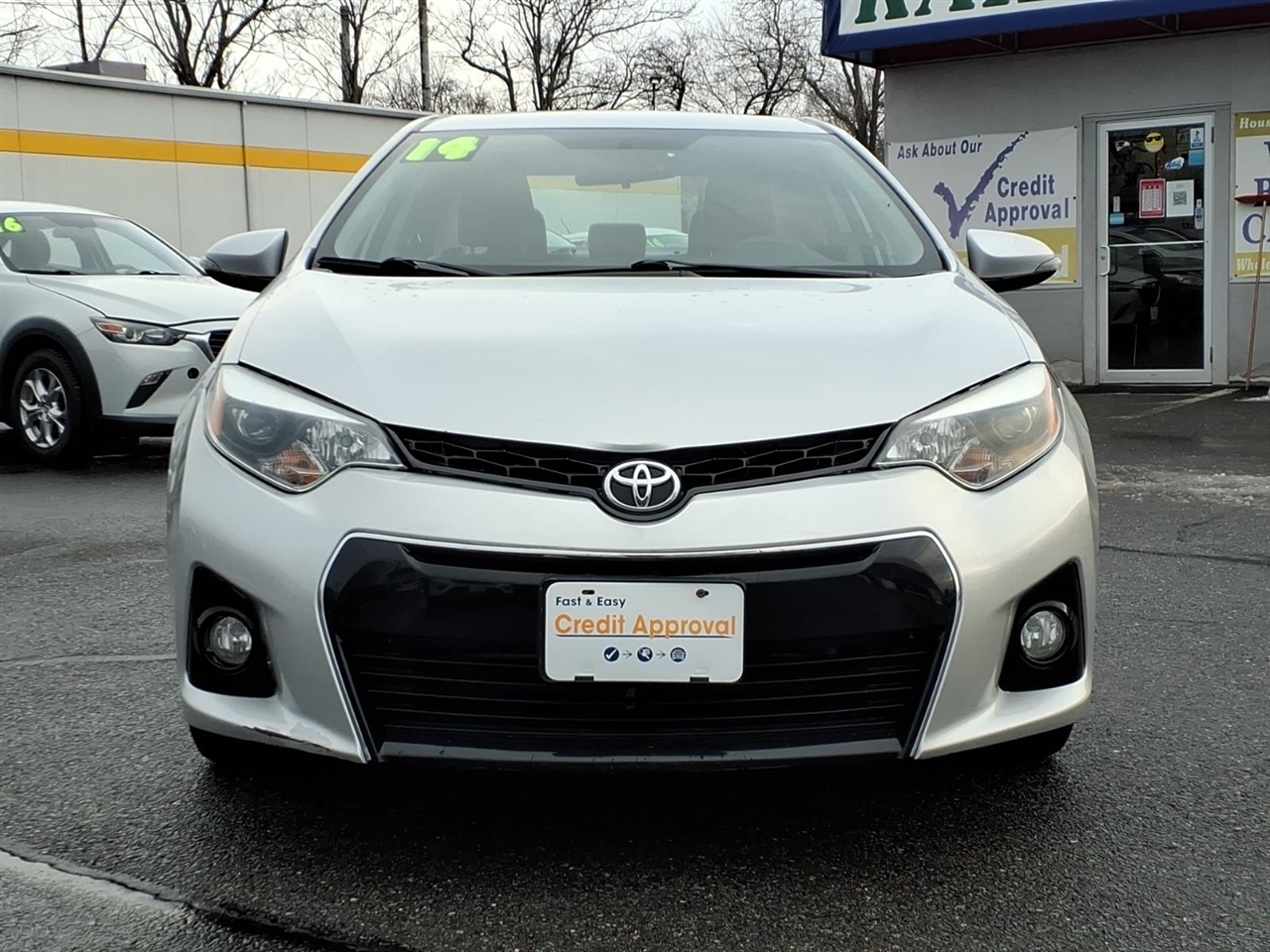 Toyota Corolla  2014