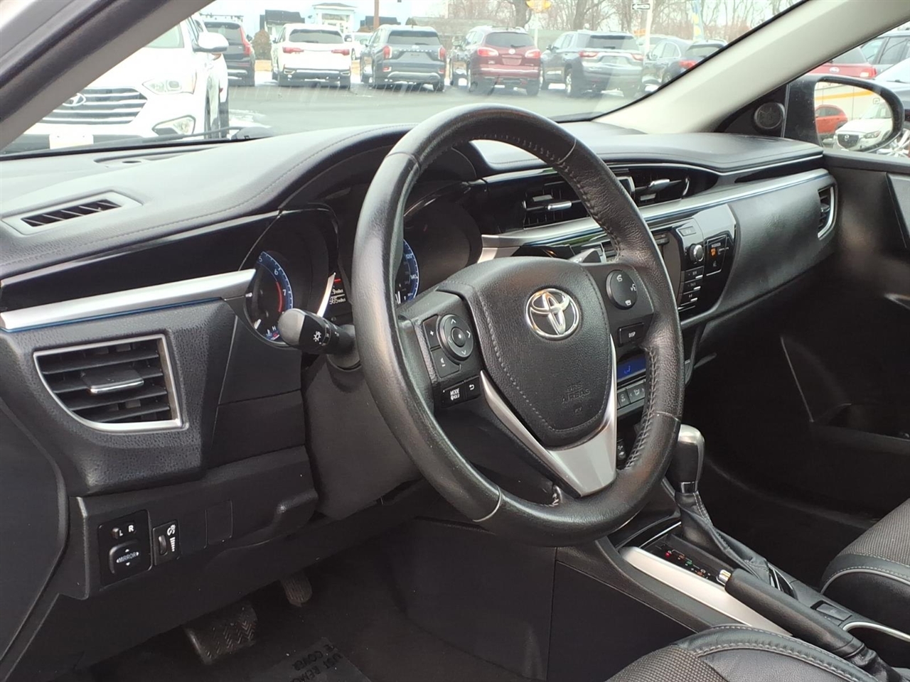 Toyota Corolla  2014