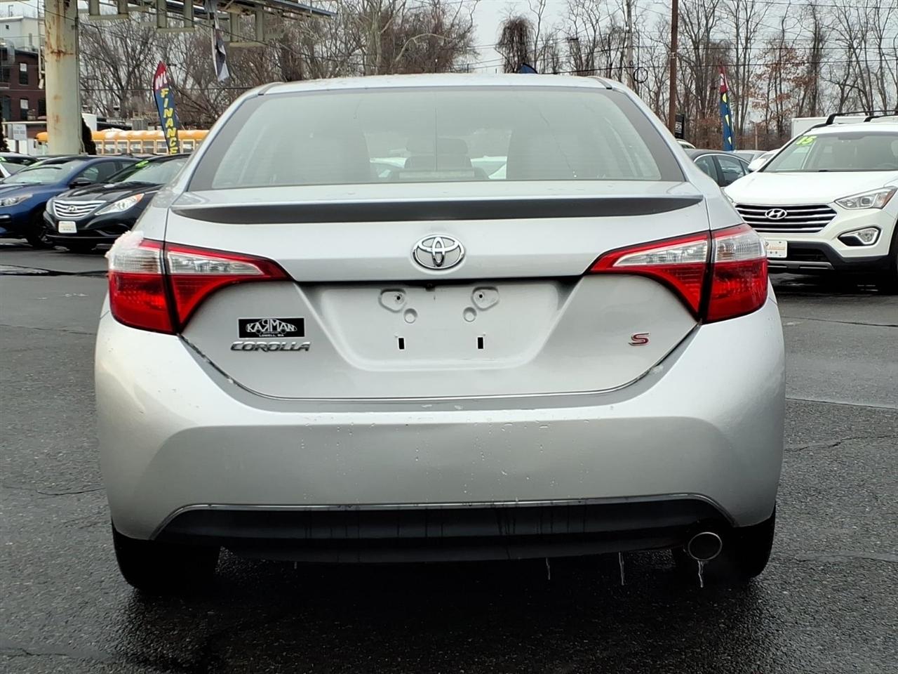 Toyota Corolla 4dr Sdn Man S Plus (Natl) 2014