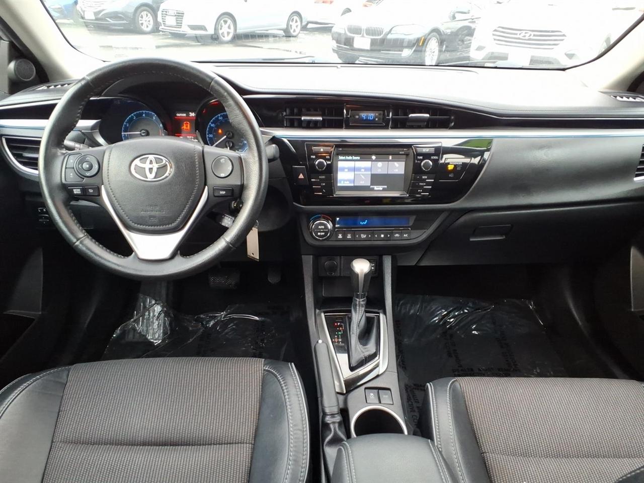 Toyota Corolla 4dr Sdn Man S Plus (Natl) 2014