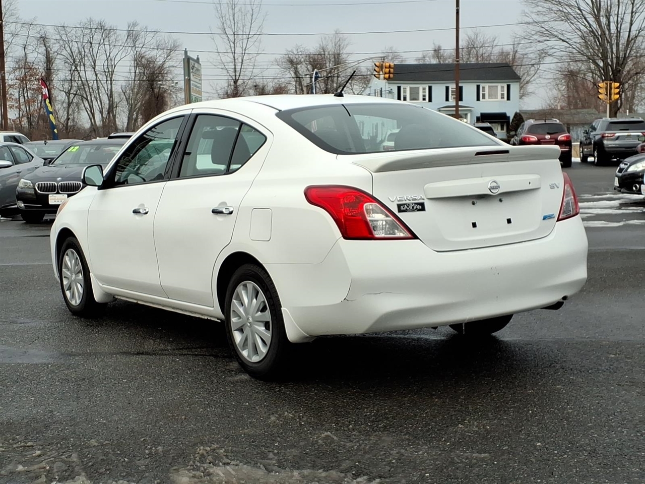 Nissan Versa  2014
