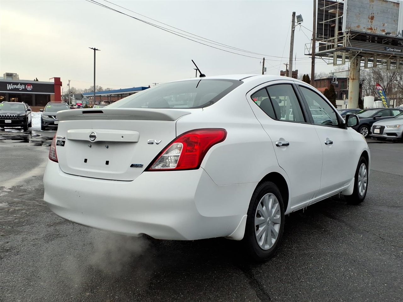 Nissan Versa  2014
