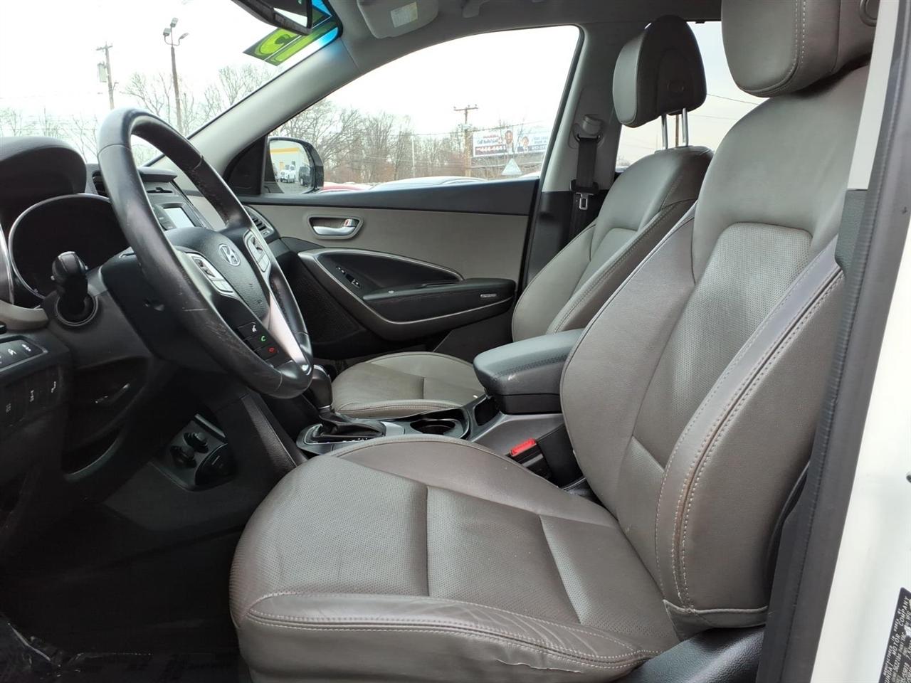 Hyundai Santa Fe  2015