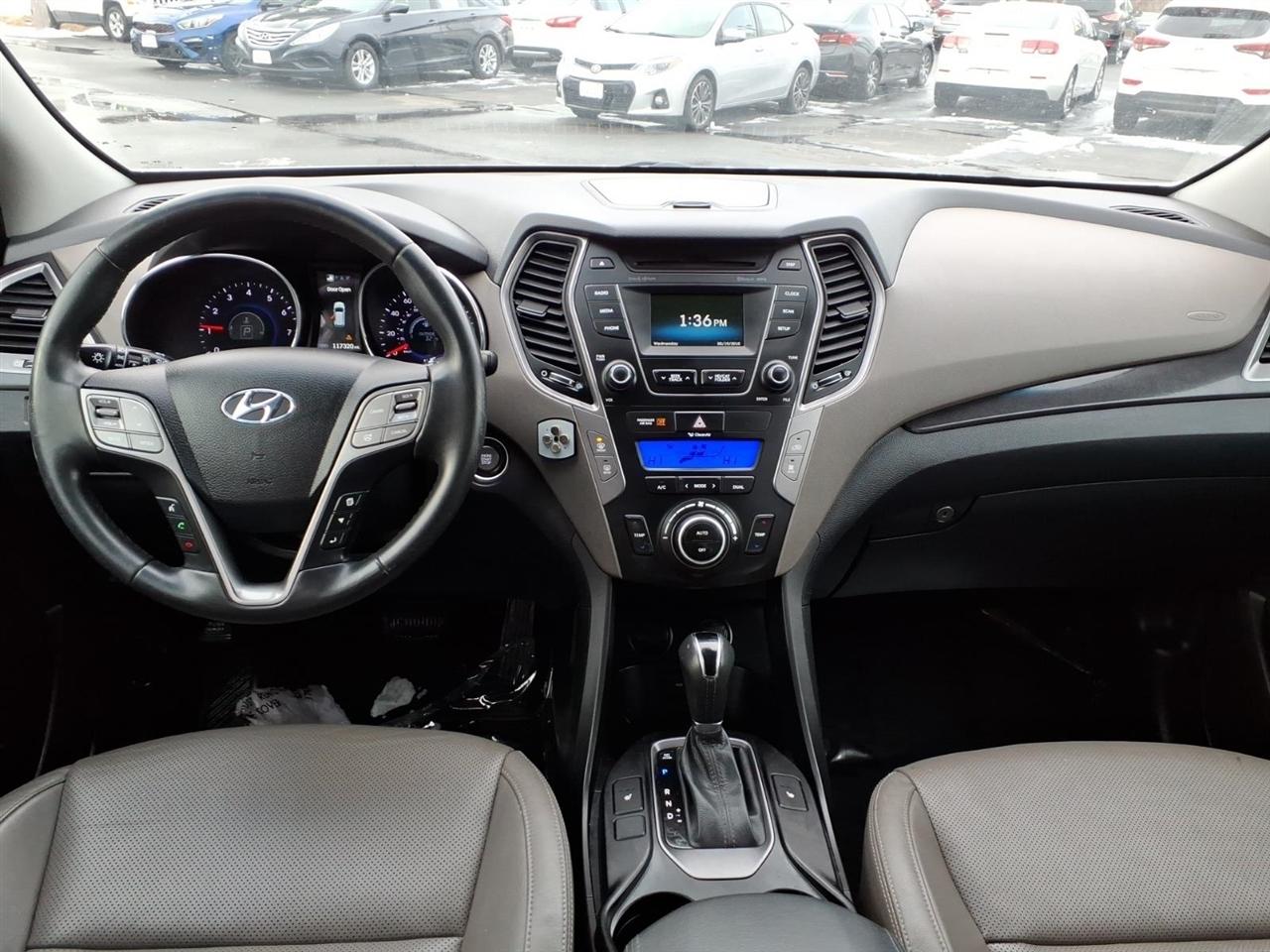 Hyundai Santa Fe  2015