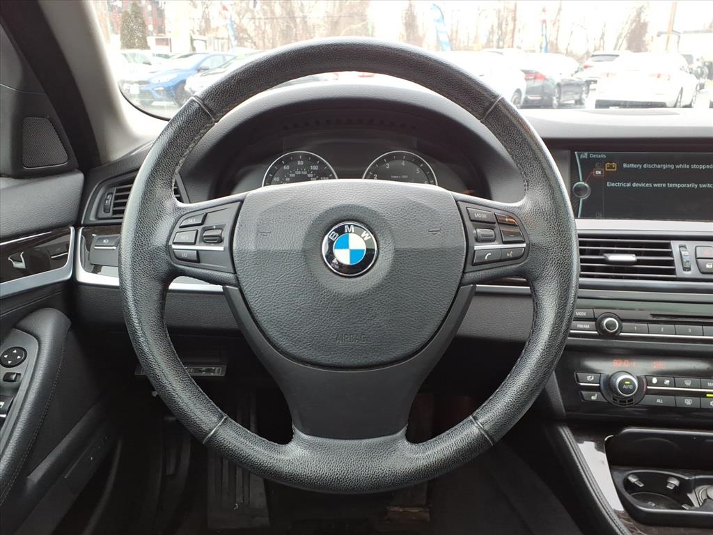 BMW 5-Series  2012