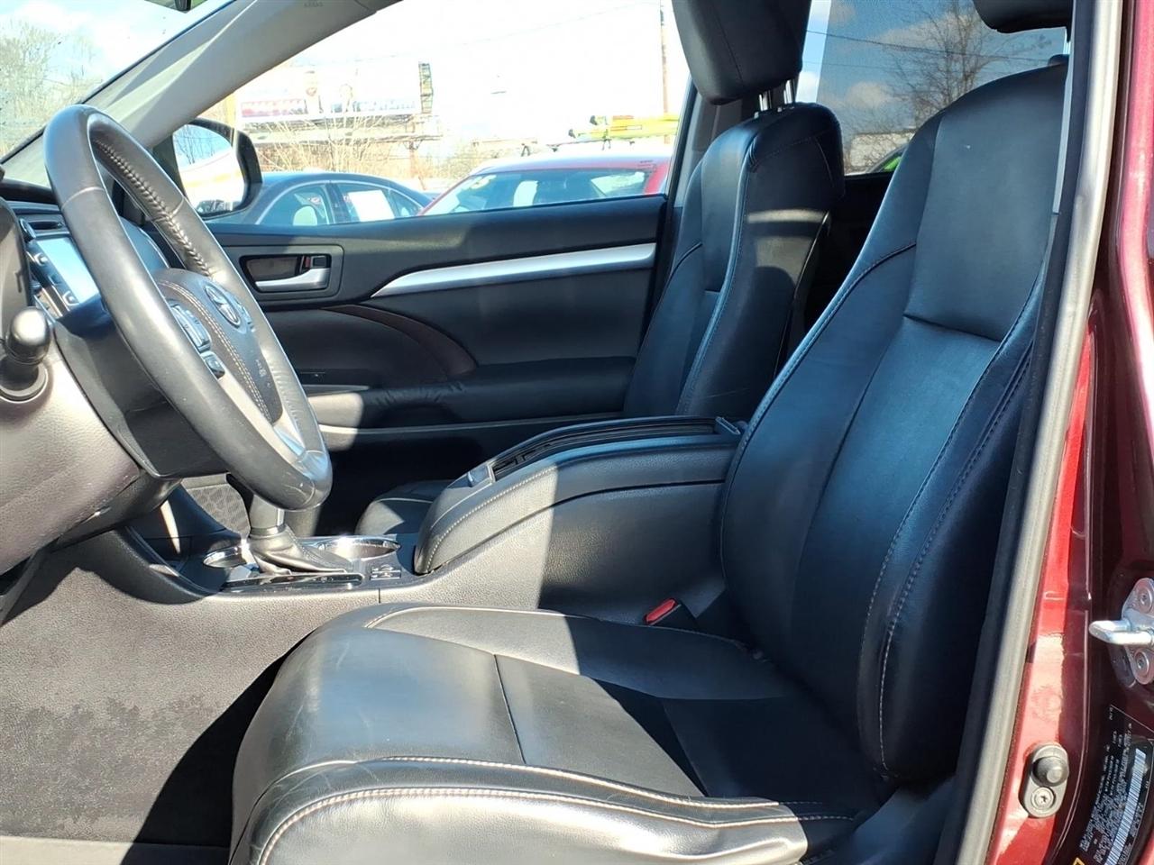 Toyota Highlander  2015