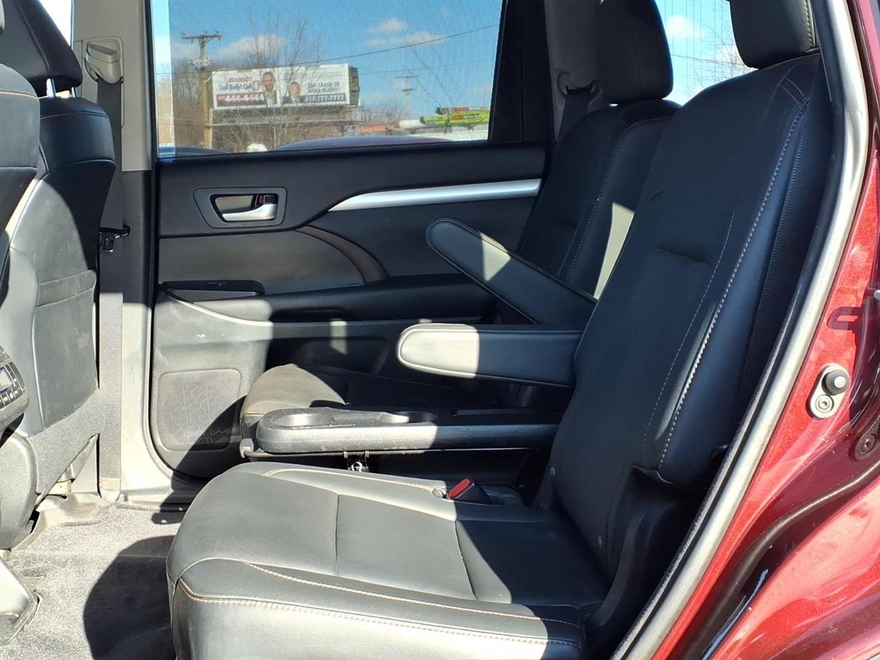 Toyota Highlander  2015