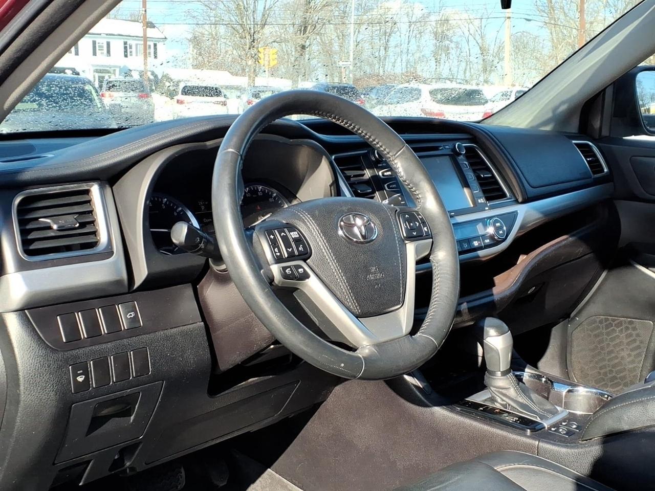 Toyota Highlander  2015