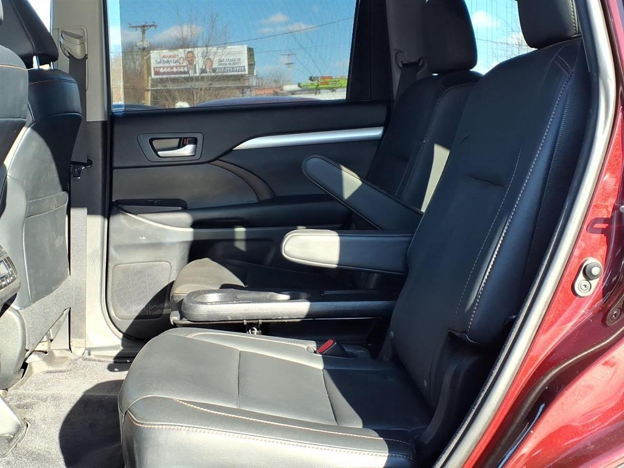 Toyota Highlander  2015