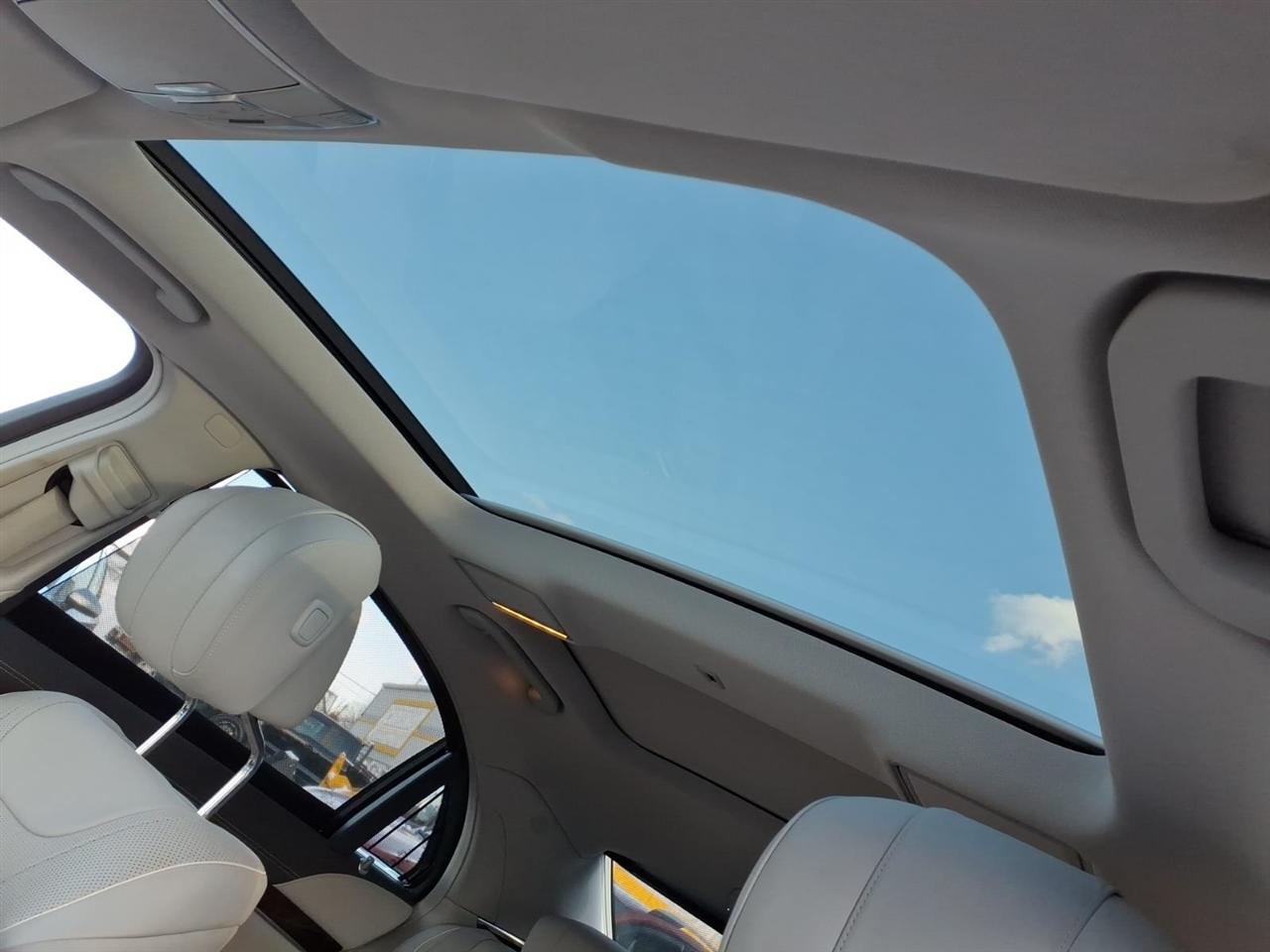 Mercedes-Benz S-Class 4dr Sdn S 550 4MATIC 2014