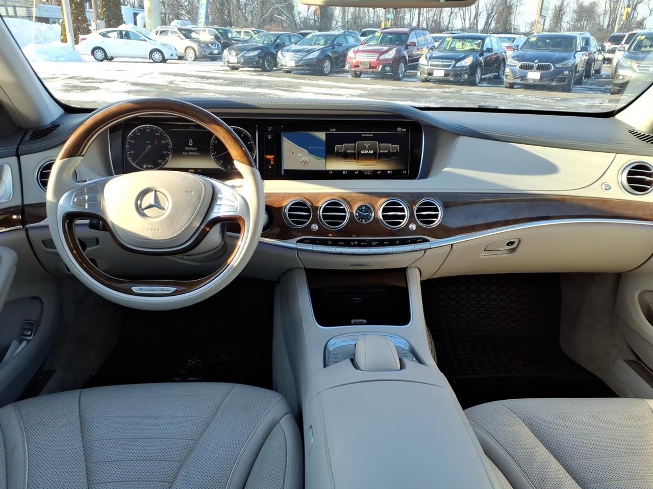 Mercedes-Benz S-Class 4dr Sdn S 550 4MATIC 2014
