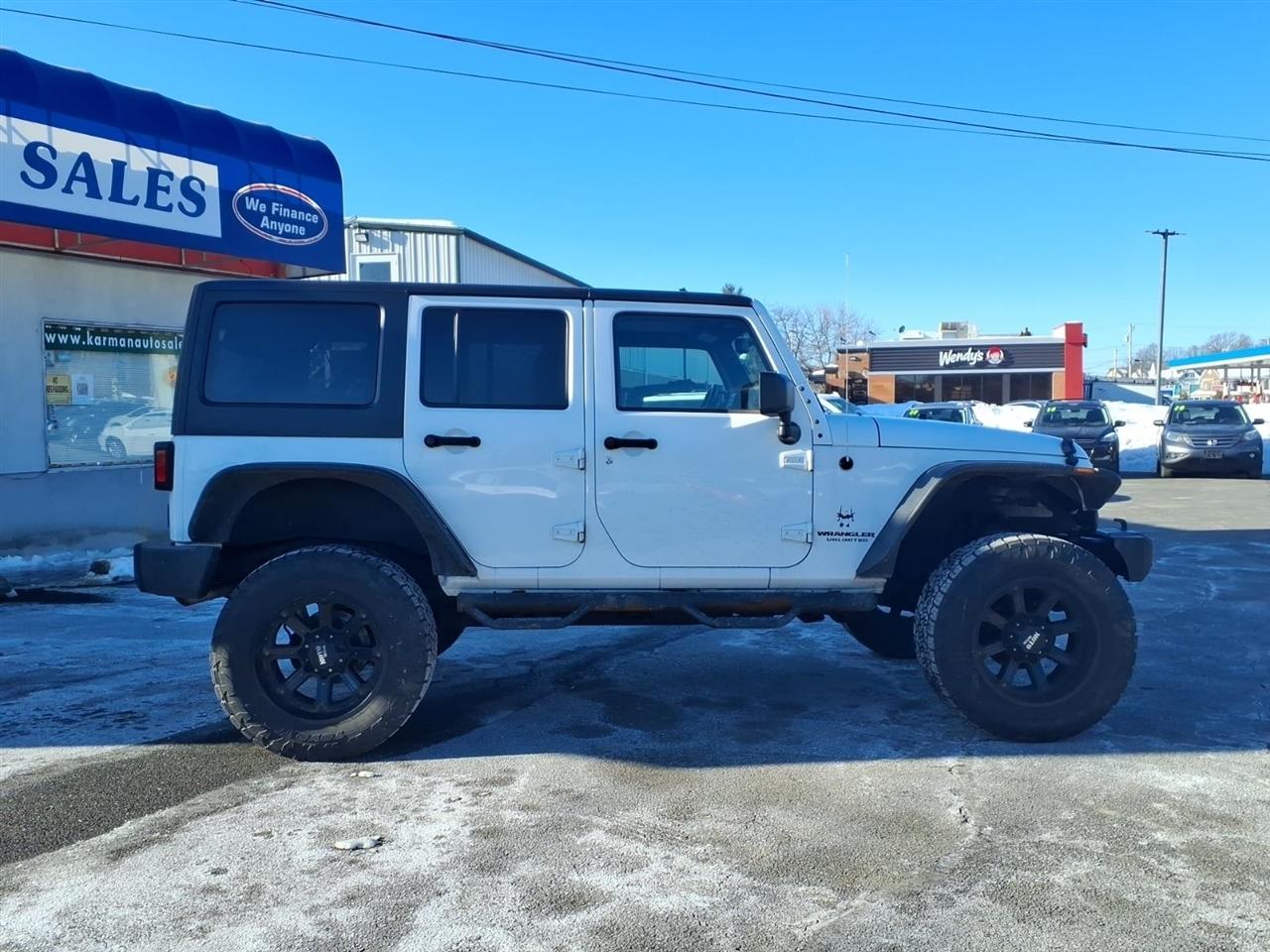 Jeep Wrangler  2017