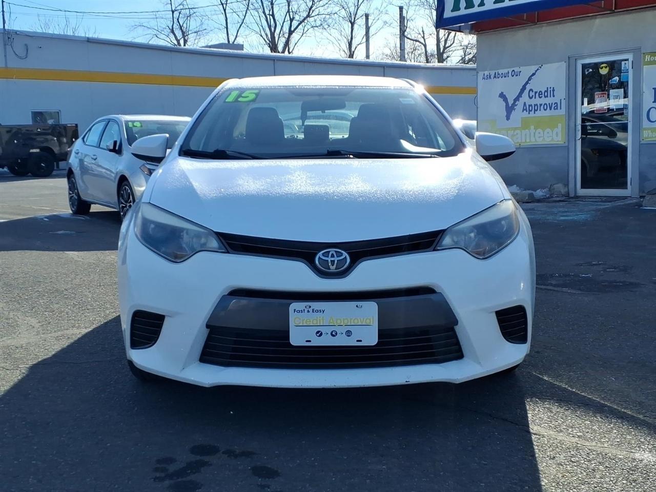 Toyota Corolla  2015