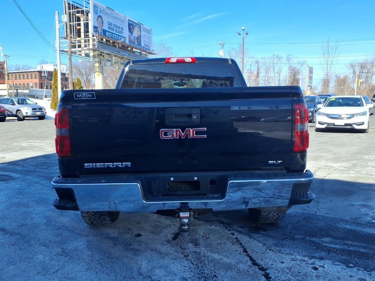 GMC Sierra 1500 4WD Crew Cab 143.5" SLT 2015