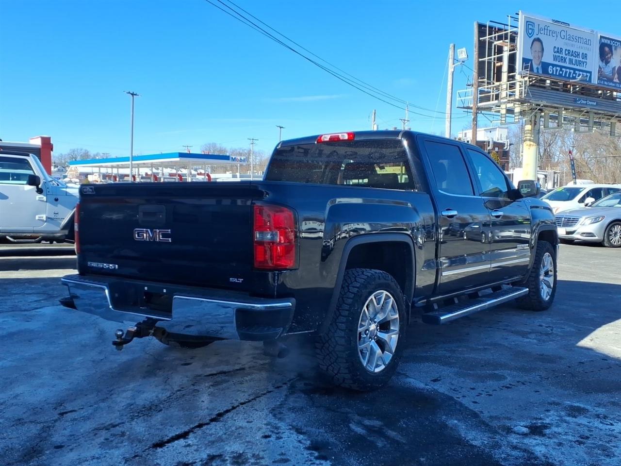 GMC Sierra 1500 4WD Crew Cab 143.5" SLT 2015