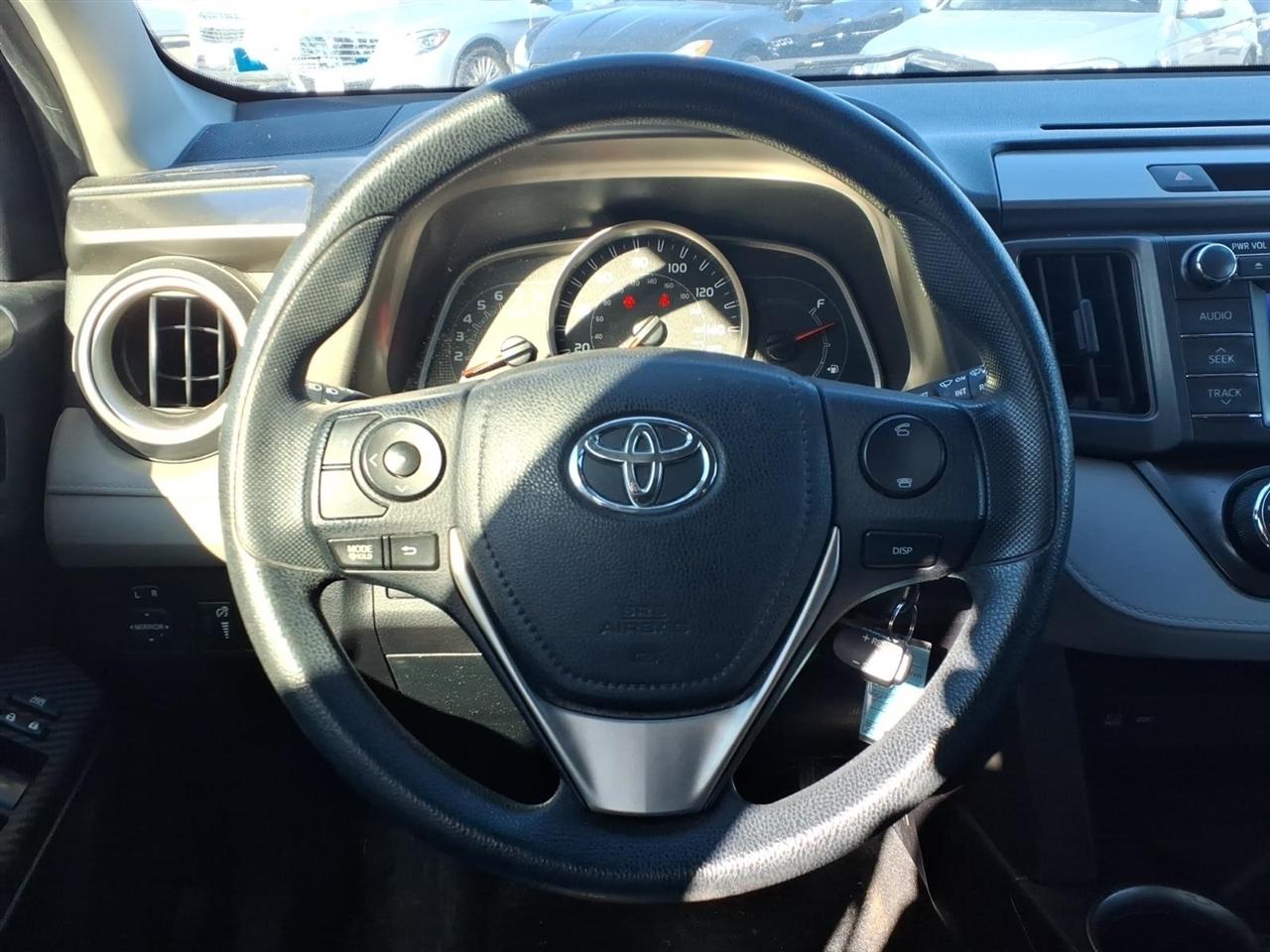 Toyota RAV4  2013
