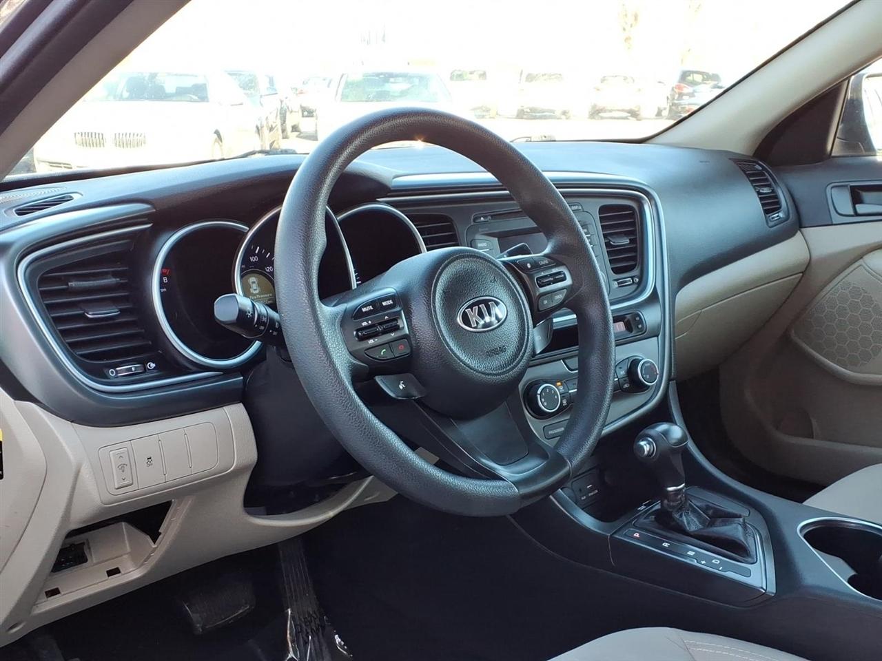 Kia Optima 4dr Sdn LX 2015